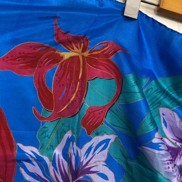 Thai Silk Floral Scarf - Picture 4 of 9